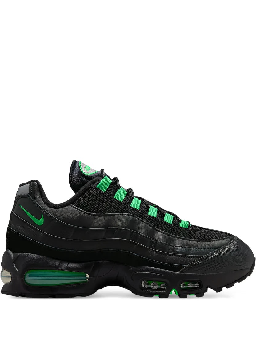Nike Air Max 95 Sneakers – Black / Green