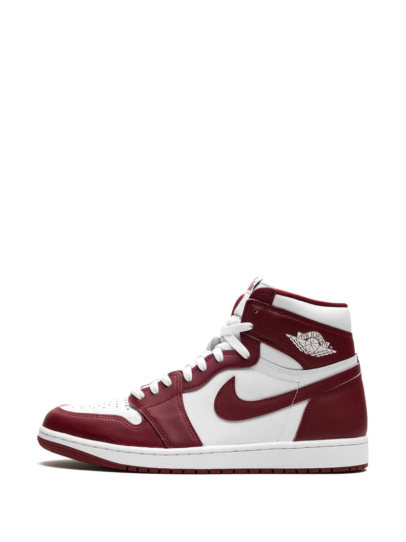 Air Jordan 1 Retro High OG – Team Red