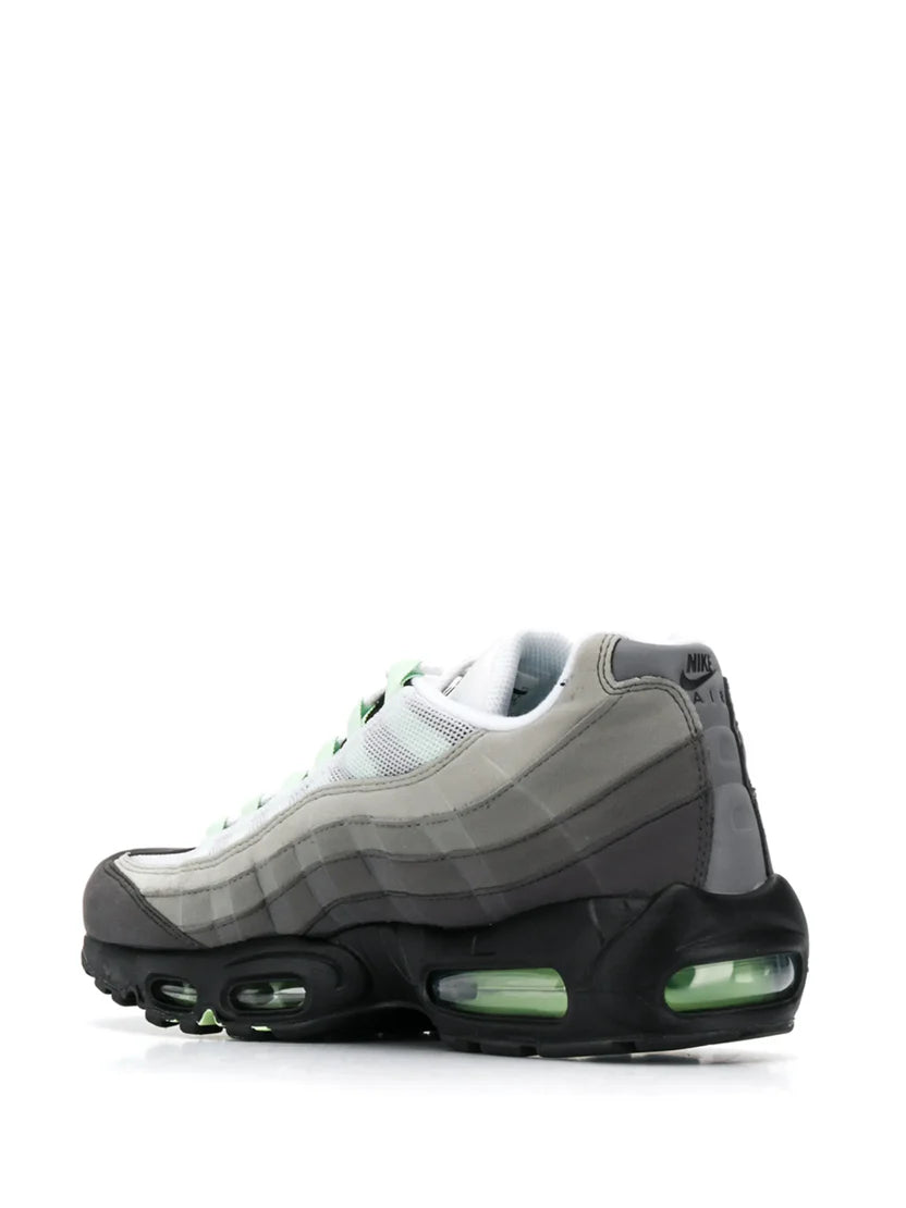 Nike Air Max 95 Sneakers – Grey / Fresh Mint