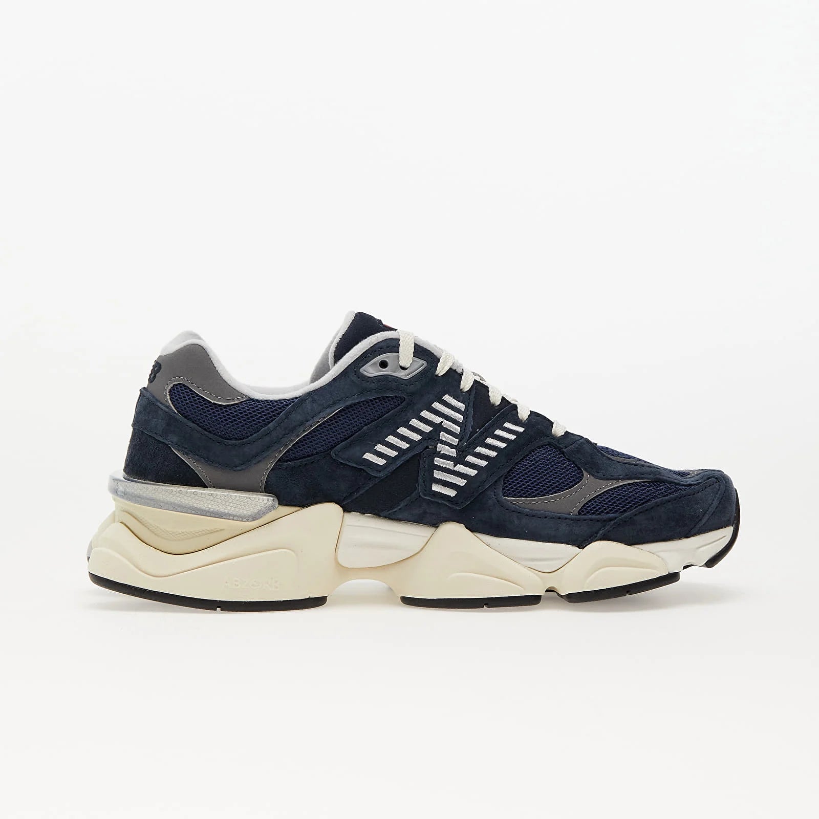 New Balance 9060 – Navy/Steel Blue/Cream