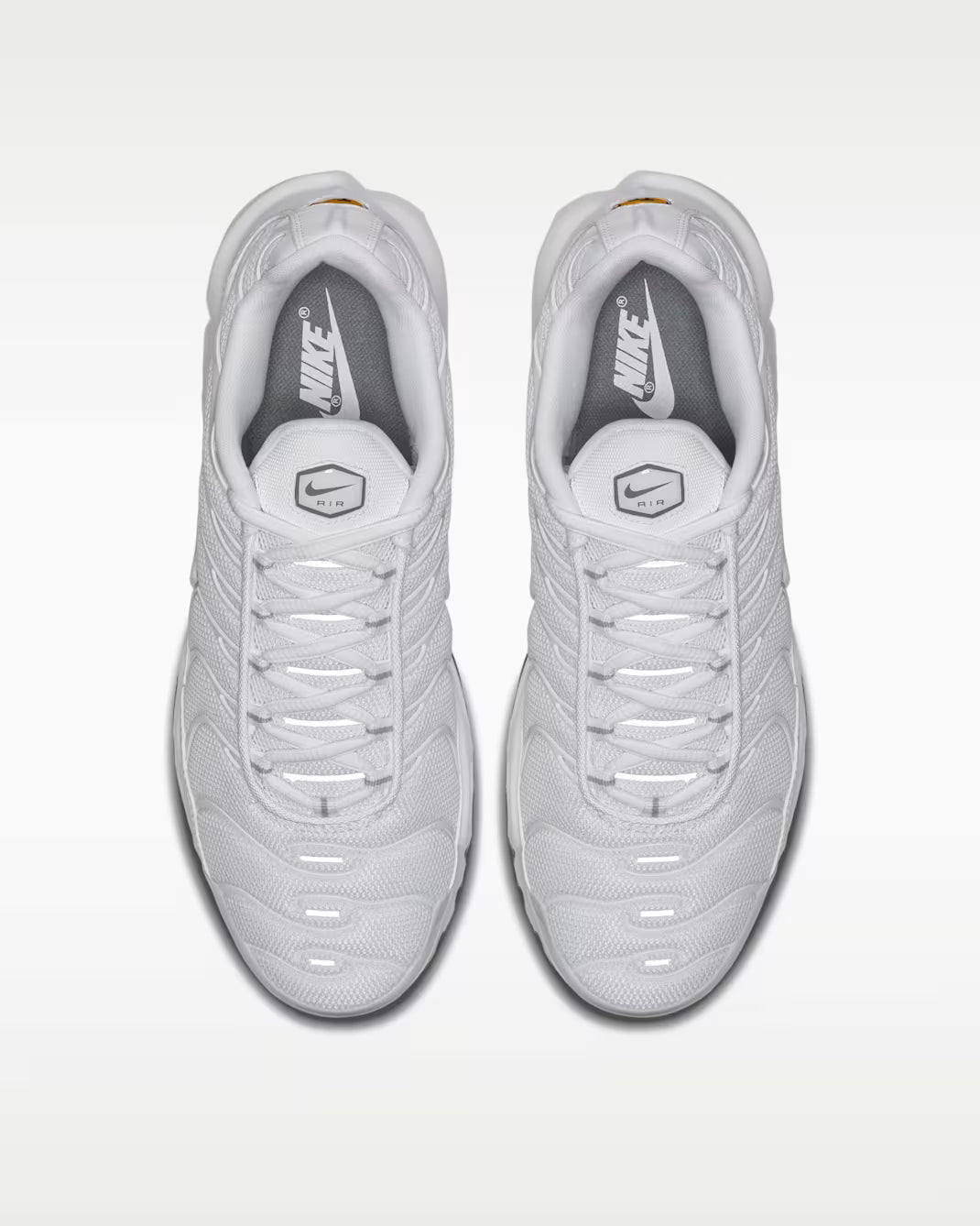 Nike Air Max Plus – White/Black/Cool Grey