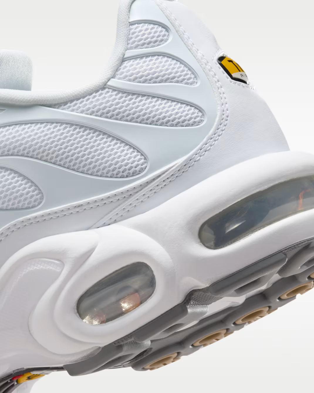 Nike Air Max Plus – White/Black/Cool Grey