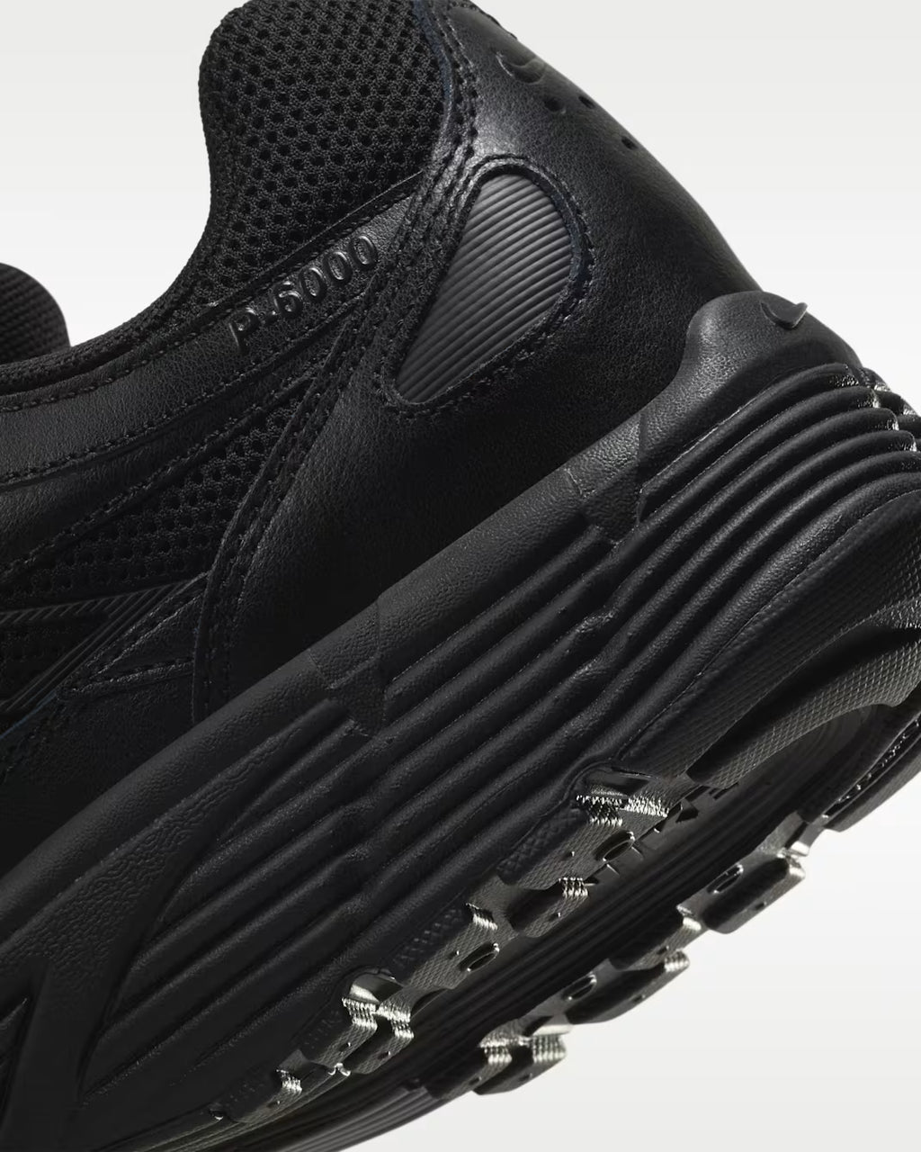 Nike P-6000 Shoes – Black / Black