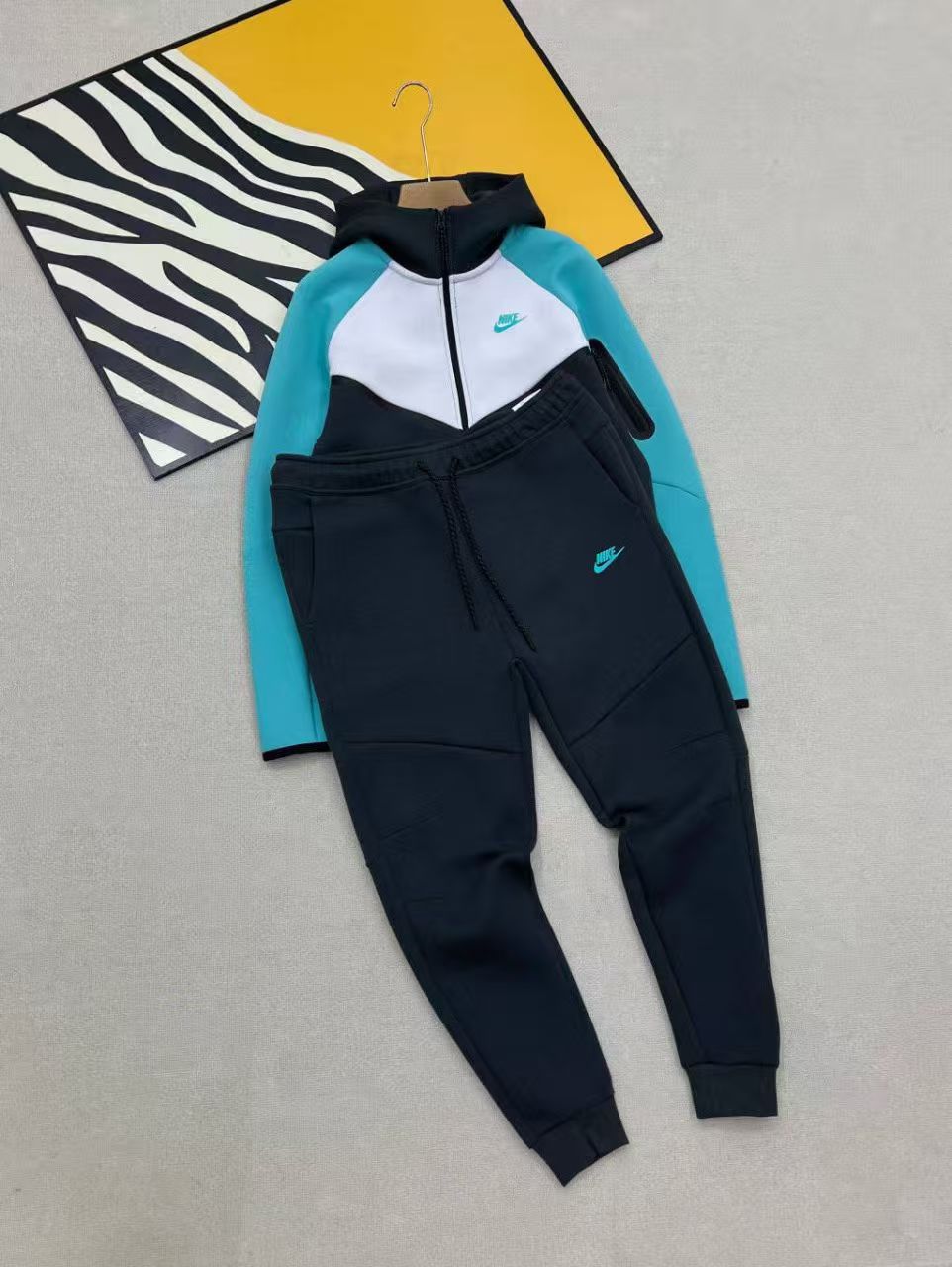 Nike Tech Fleece Tracksuit – Teal/White/Black