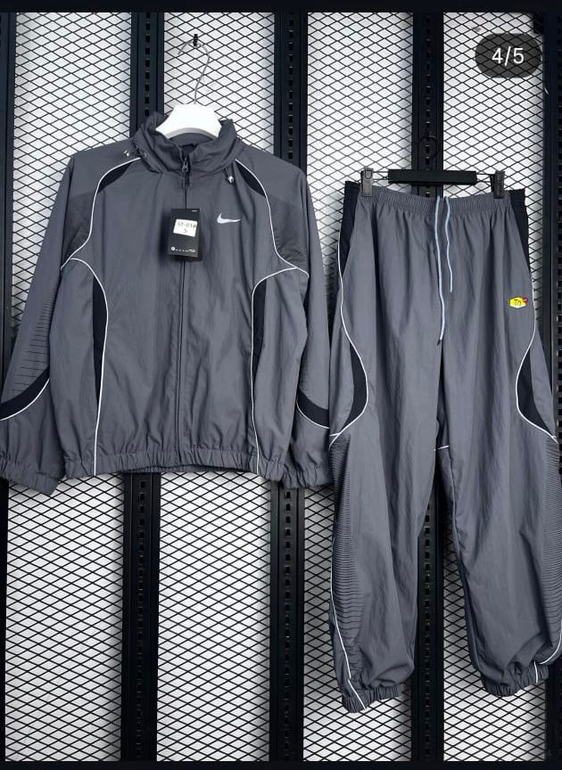 Nike Woven Tracksuit – Charcoal Grey/Black (Retro Edition)