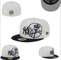 New Era NY Yankees 59FIFTY Fitted Cap – Oversized Graphic Edition (Cream/Navy)