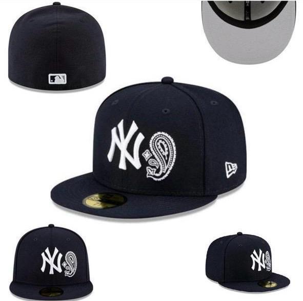 New Era 59FIFTY NY Yankees Paisley Fitted Cap – Navy