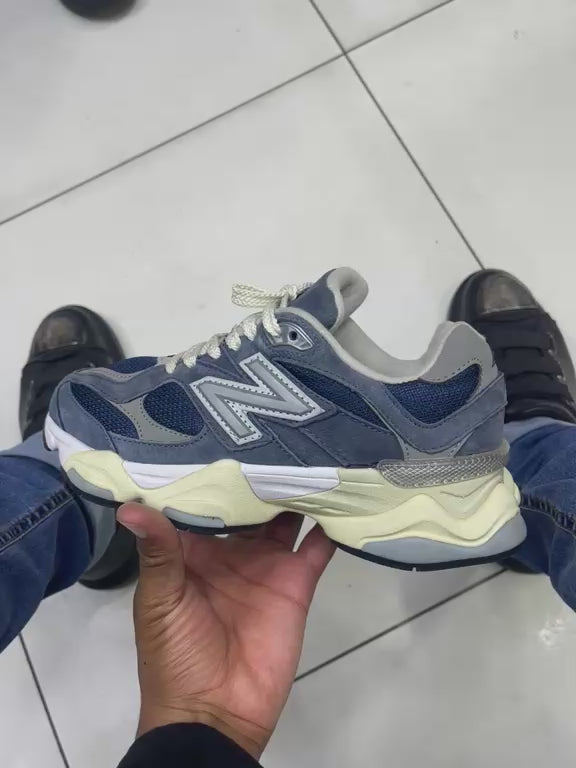 New Balance 9060 – Navy/Steel Blue/Cream