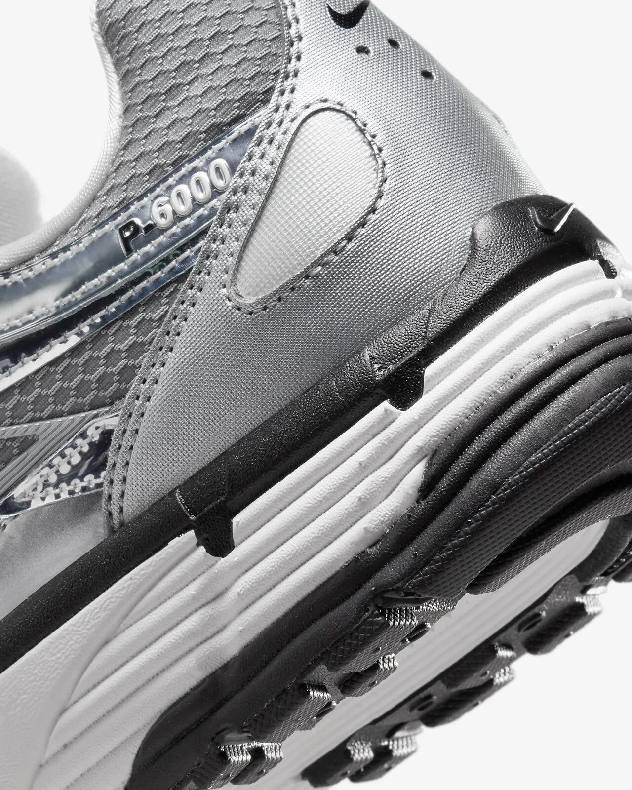 Nike P-6000 Shoes – Metallic Silver / Sail / Black